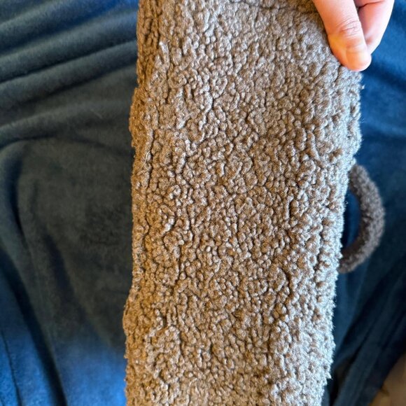 MARC JACOBS 'The Teddy Medium' Tote | Auth | Light Gray - Picture 2 of 6